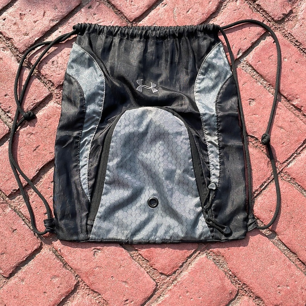 Unisex Under Armour Cinch Sac with Front Pocket
